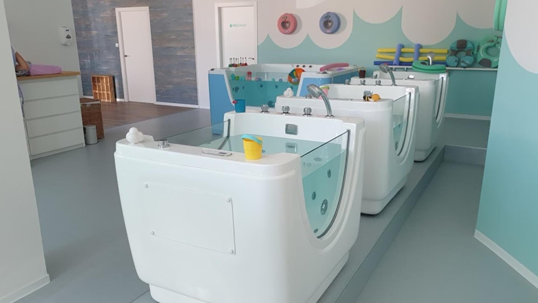 Baby Spa ve Bebek Jakuzileri: Faydaları, Modelleri ve Evde SPA Rehberi 1 Baby Spa ve Bebek Jakuzileri